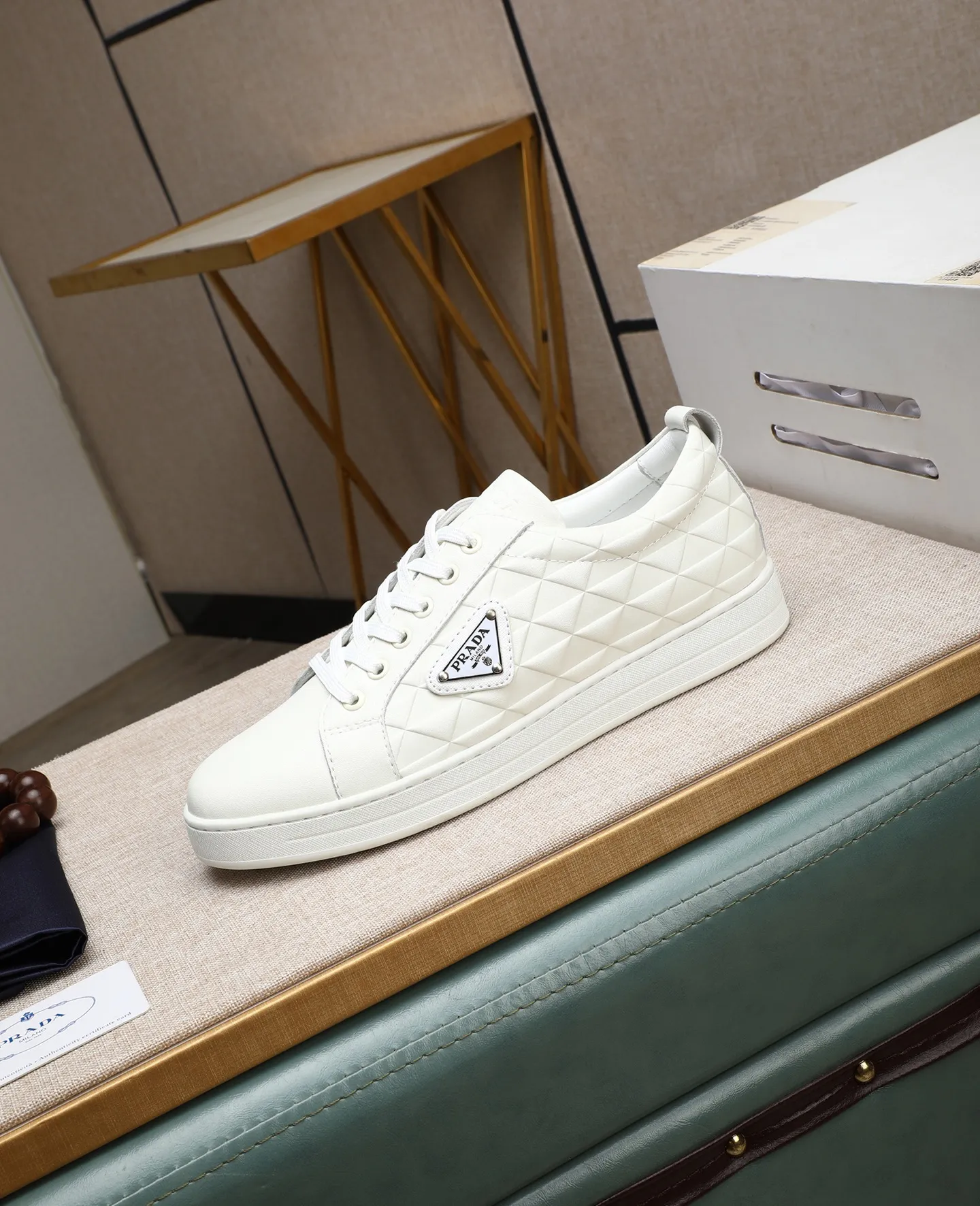 Men's men's shoes💰440🌹🌹[PRADA—Prada] latest model🙈original replica! 👟👟👟Available here. The workmanship is top-notch. The upper is made of Italian 🇮🇹Imported calfskin. ❗️Breathable genuine leather lining @Suitable for travel. The original version has an enlarged engraved sole, making it suitable for all kinds of travels, showing low-key luxury. Let quality speak for itself. Color: Size: 38-44